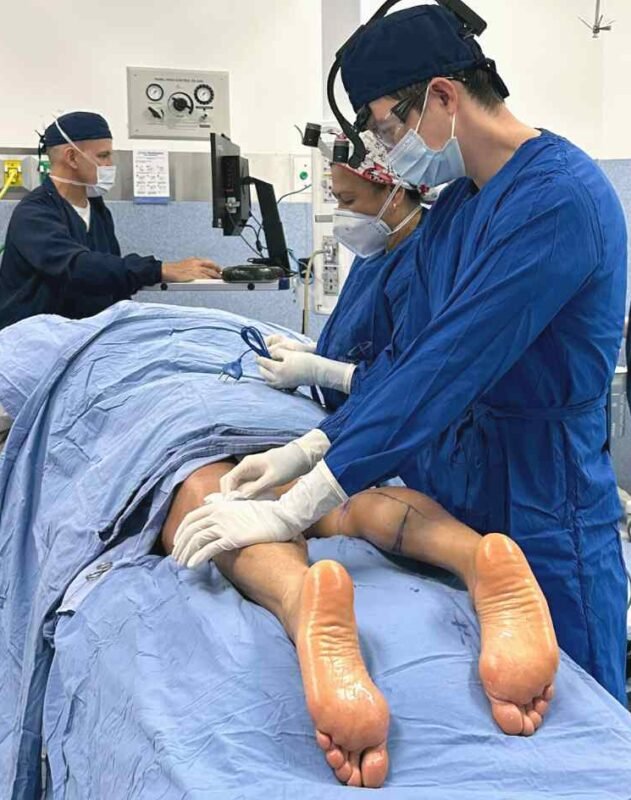 CX CIRUGIA DE IMPLANTES DE PANTORRILLA