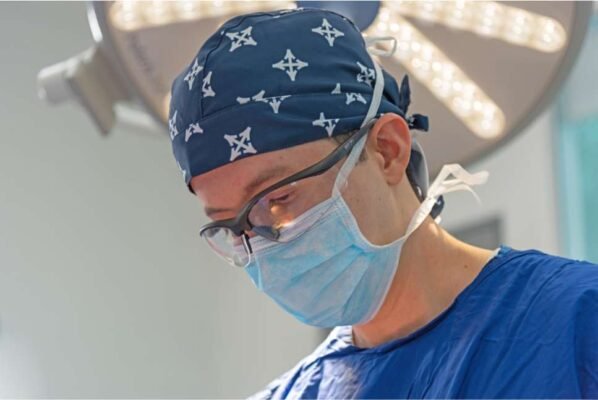 Cirugía de Cuello Dr. David Delgado Cirujano Plástico Medellín