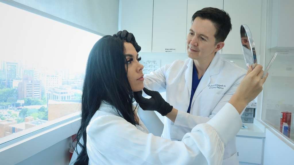 Rejuvenecimiento Facial Quirúrgico, Dr. David Delgado, Cirujano Plástico
