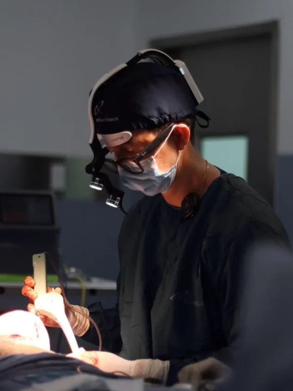 Lipopapada para perfiloplastia en Medellín, Colombia - Cirujano plástico David Delgado