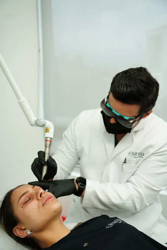 Blefaroplastia sin cirugía - Dr. David Delgado - Medellín, Colombia
