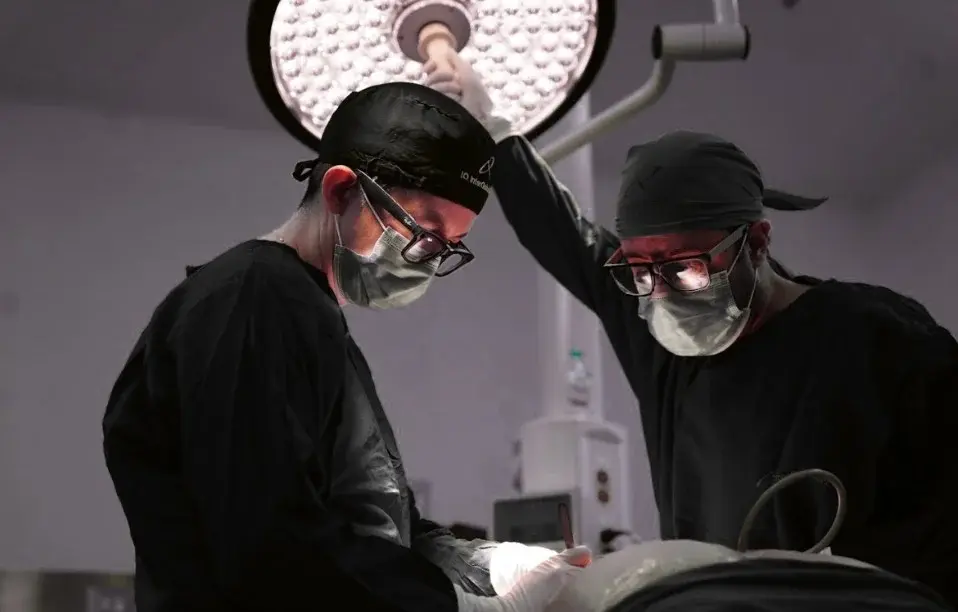 Plastic Surgery Virtual Consultation - Dr. David Delgado in Medellín